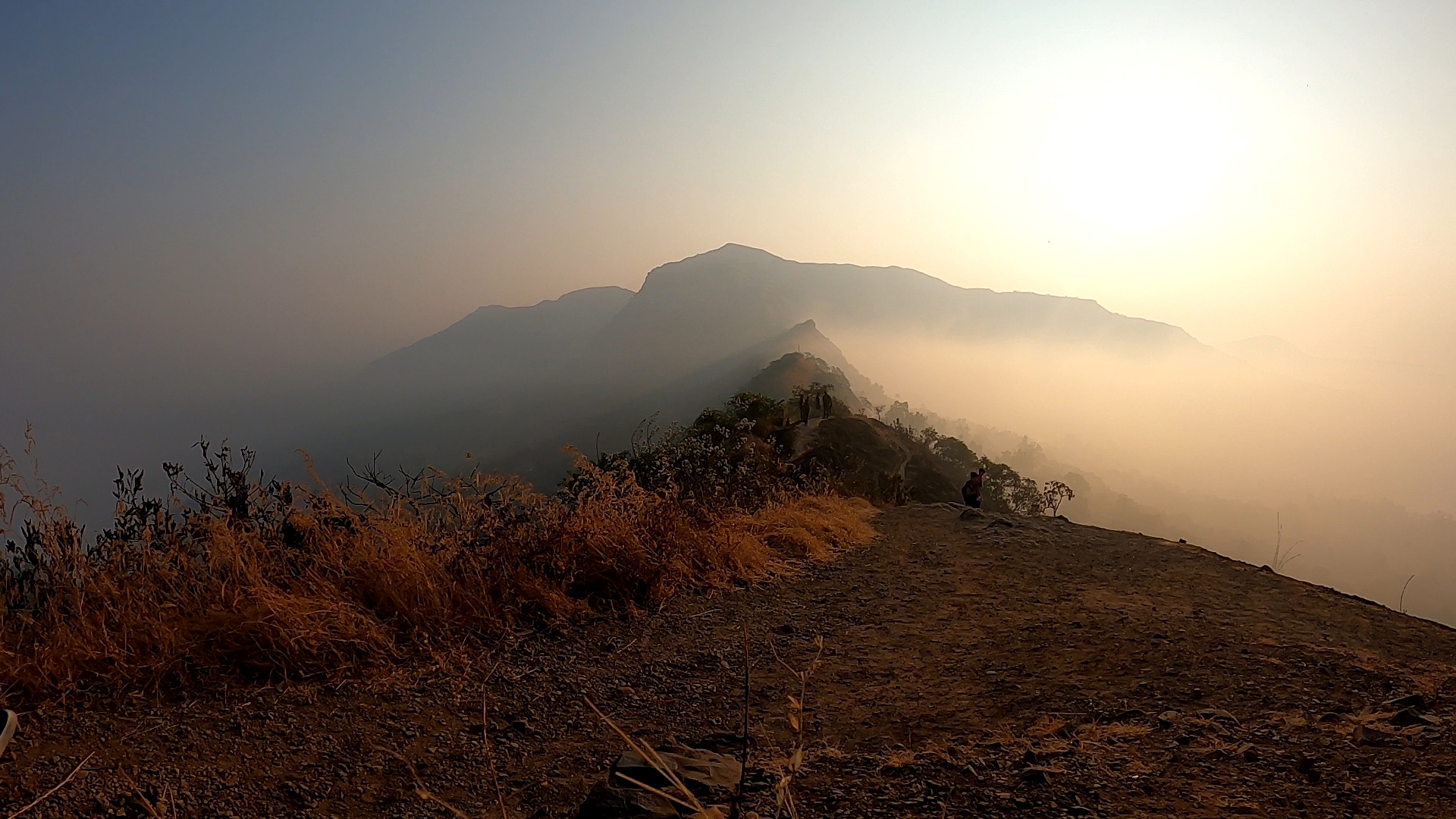 Tikona Fort: तिकोना किल्ला: इतिहास, निसर्ग आणि साहसाचा त्रिकोणी संगम