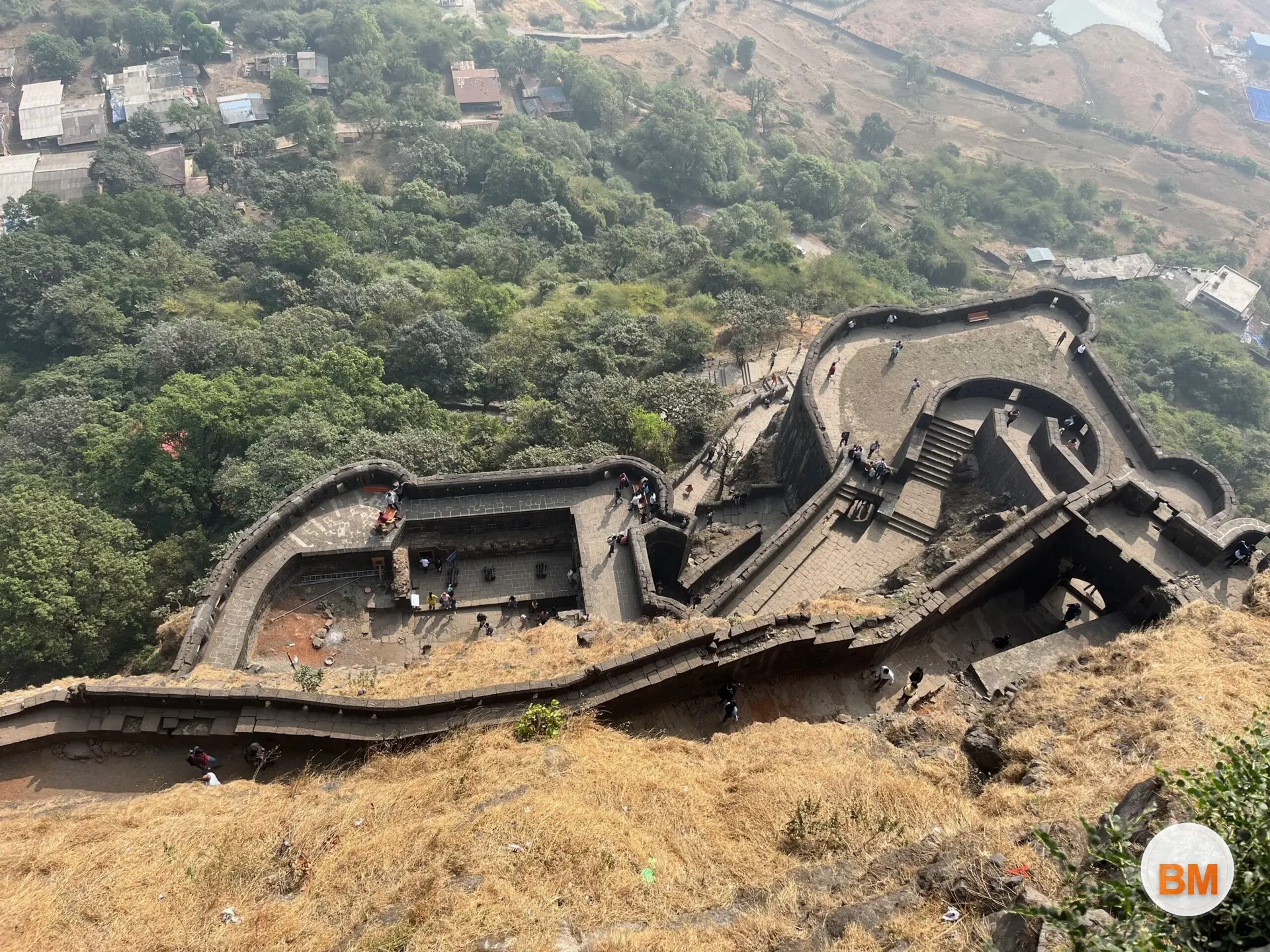 Lohagad Fort : लोहगड किल्ला: सुरतेच्या लुटीचा खजिना जपणारा ऐतिहासिक ठेवा